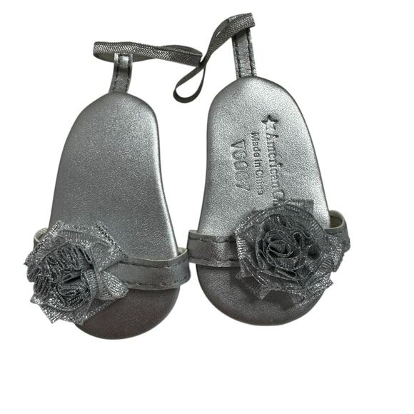 AMERICAN GIRL Silver Ankle Strap Heeled Sandals for 18” Doll Fancy Event Flower - Picture 2 of 8